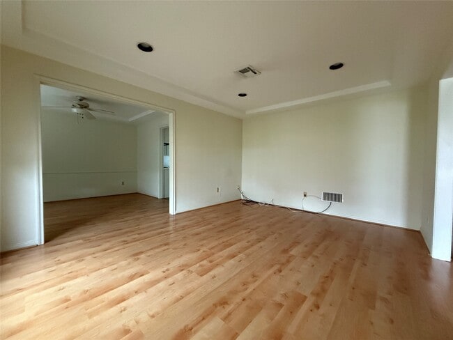 Photo - 7610 Burning Hills Dr