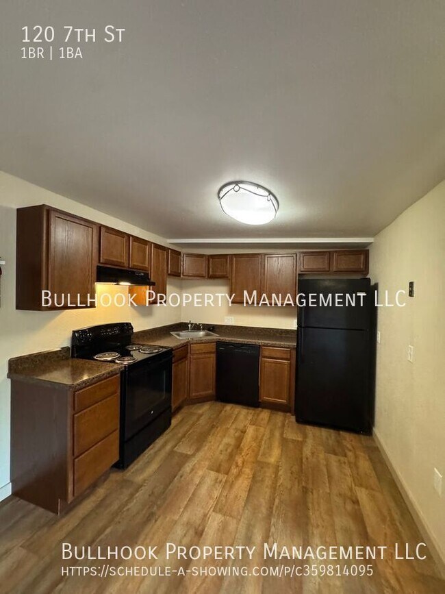 120 7th St