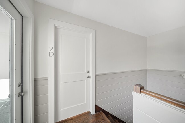 Photo - 520 Lovett Blvd Unit 2D