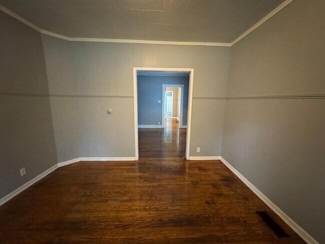 Photo - 1354-1356 N Olney St Unidad 1356 N Olney St