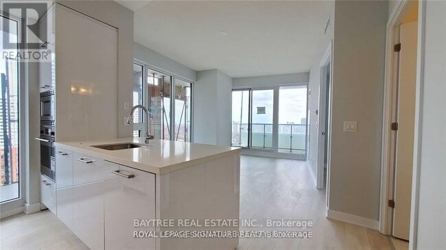 Photo - 2221 Yonge St Unité 1203