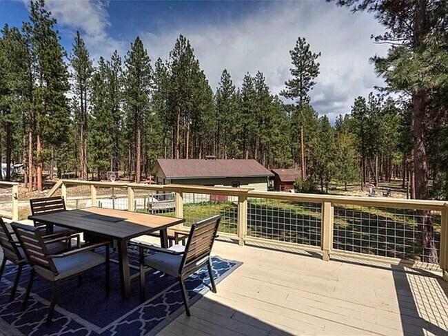 Photo - Beautiful spacious 3 bed, 3 bath home situated on 2.53 private acres in Stevensville.