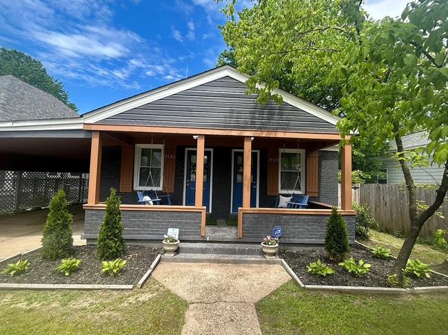 Building Photo - 2088 Oliver Ave