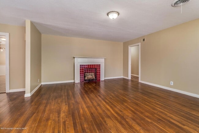 Photo - 2111 S Hayden St