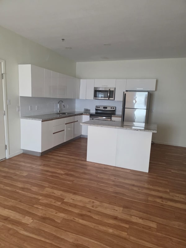 Building Photo - 2111 E University Dr Unit D1