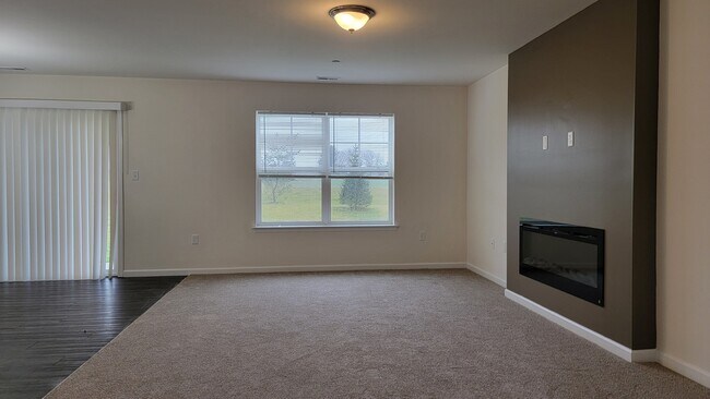 25 Howard Dr