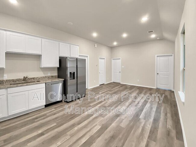 Photo - 11593 Persimmon St