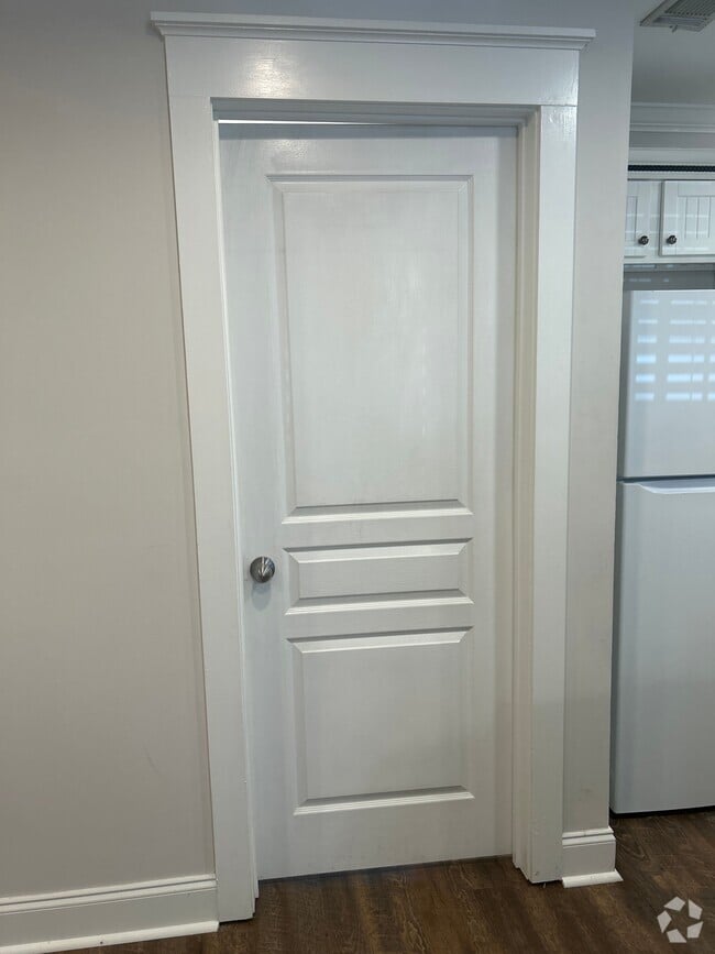 Building Photo - 3825 Cherokee Woods Way Unit 204 Rental