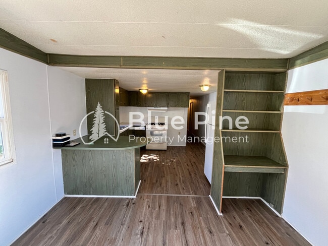 Photo - 4530 S 5th Ave