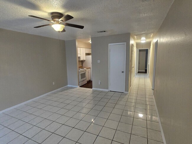 Photo - 3019 Aspin Dr Unit 3019 Aspin Dr