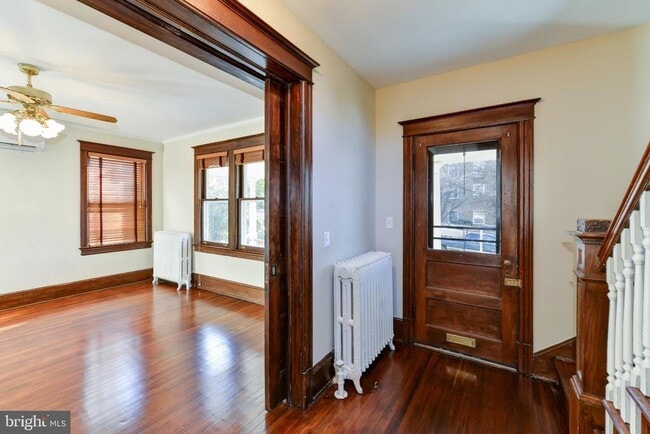 Photo - 4215 River Rd NW