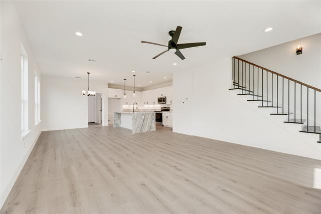 Photo - 2326 Fairfax Dr