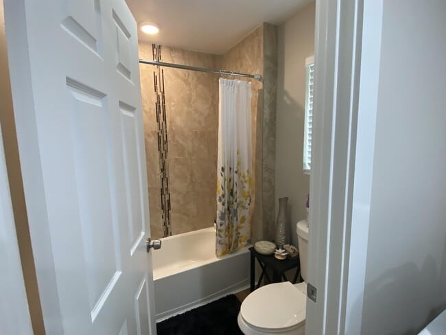 Photo - 16-2150-2150 Gardenia Dr