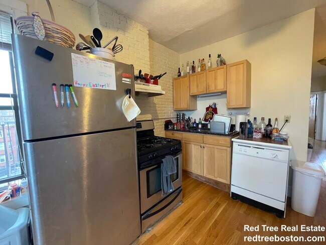 Photo - 86 Hammond St Unit 4