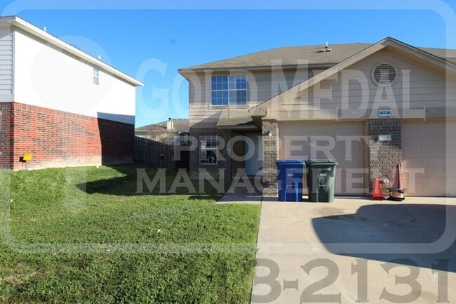 Building Photo - 3106 Yaupon Rd Unit A