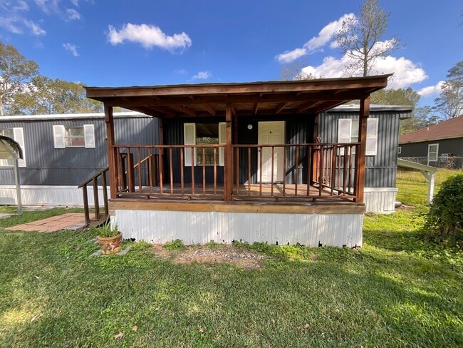 Photo - 112 County Road 3563