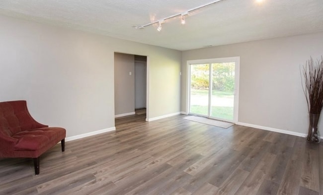 Photo - 9030 Reed Rd