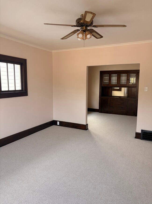 Living Room/Dining Room - 2226 N 6th St Unit 2226 North 6th Street (Upper )