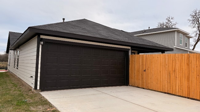 Photo - 316 Constanza Trl