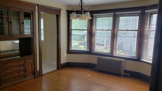 Photo - 1835 Dayton Ave