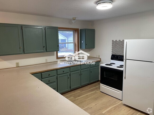 Building Photo - 1151 80th St Rental