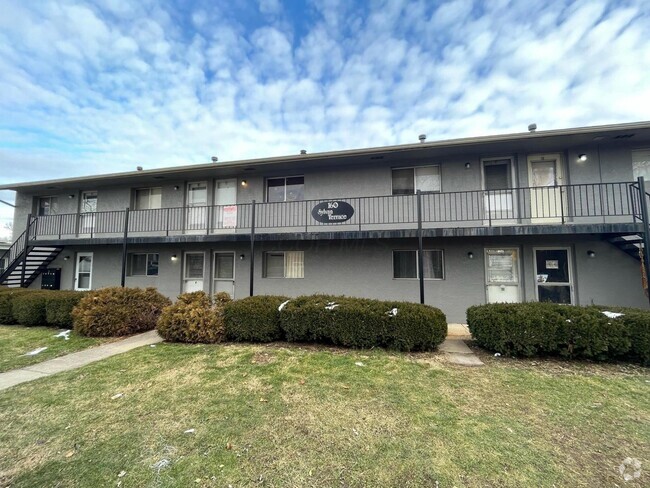 Building Photo - 160 N Sylvan Ave Unit 3 Rental