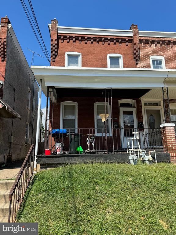 Building Photo - 2106 W 4th St Rental