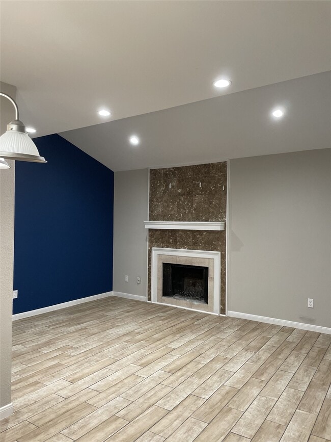 Photo - 10315 Sommerville Ave