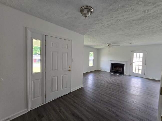 Photo - 1521 Kara Ct