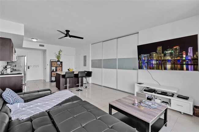 Photo - 90 SW 3rd St Unit 4403