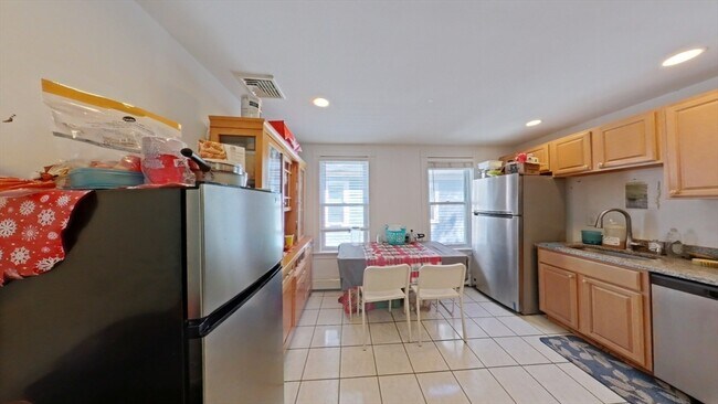Photo - 29 Brackett St Unidad 29