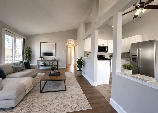 346 Danbury Dr