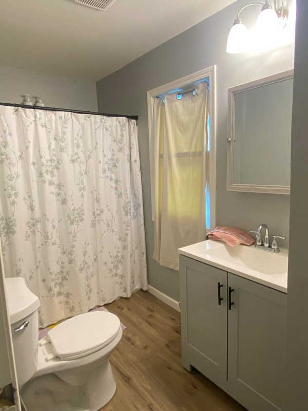 Photo - 583 Clinton St