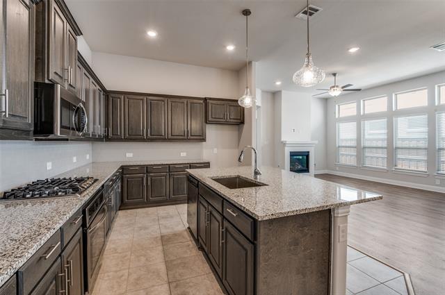 Photo - 708 Waterbrook Pkwy House