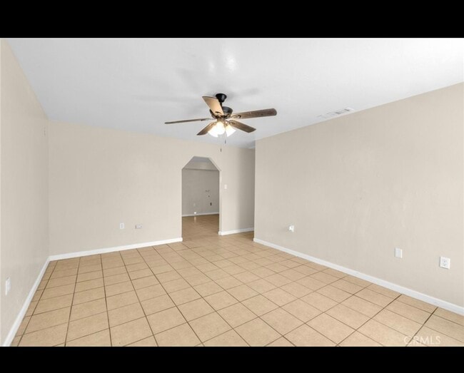 Photo - 1309 E Planz Rd Unit B