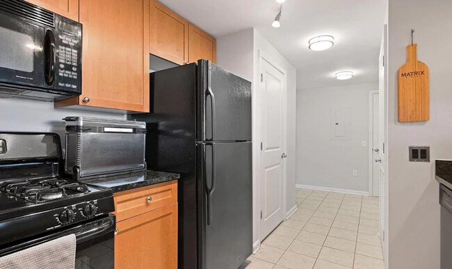 Photo - Sunny 1br condo in Downtown Silver Spring. Unidad 707