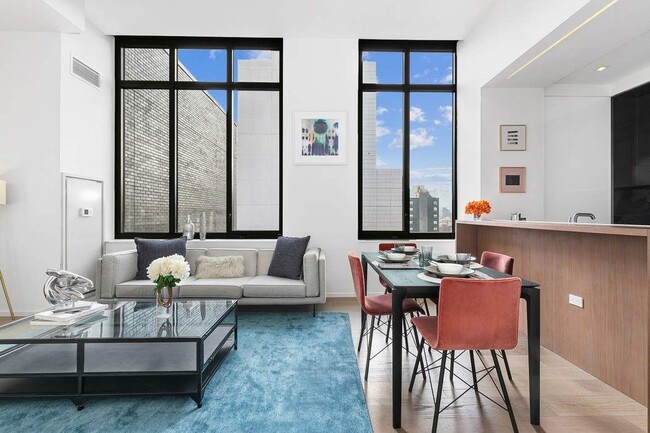 Photo - 196 Orchard St