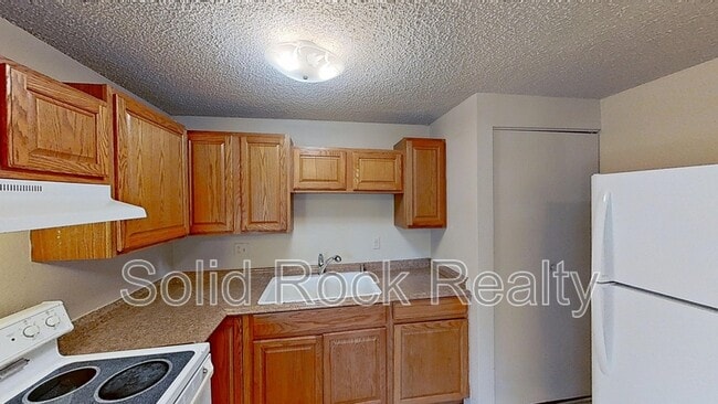 Building Photo - 2909 Sage St Rental