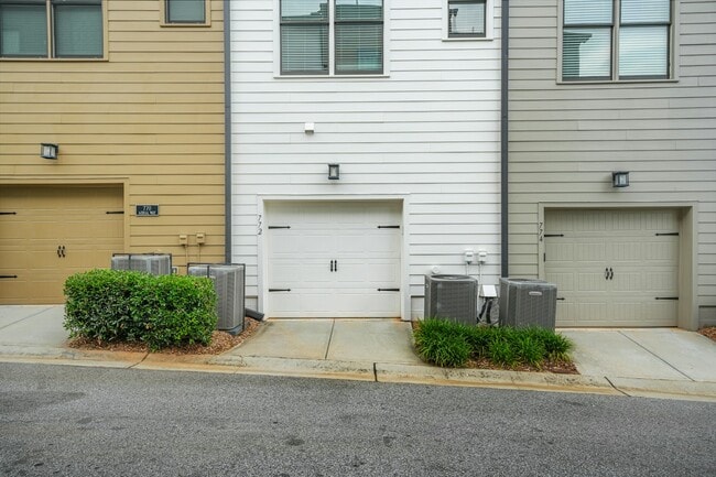 Photo - 772 Aerial Way