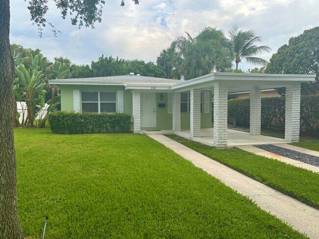 Photo - 218 Seville Rd