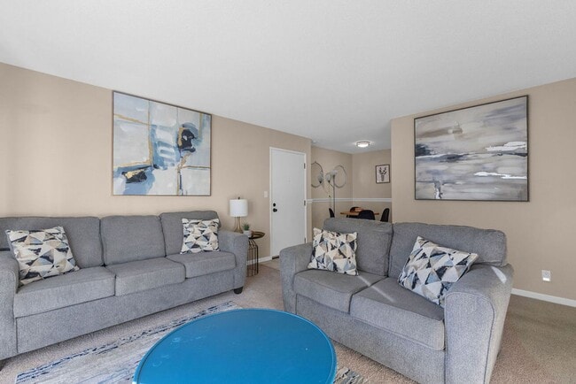 Photo - Comfortable 1 Bedroom Condo Living at Pembroke Gardens