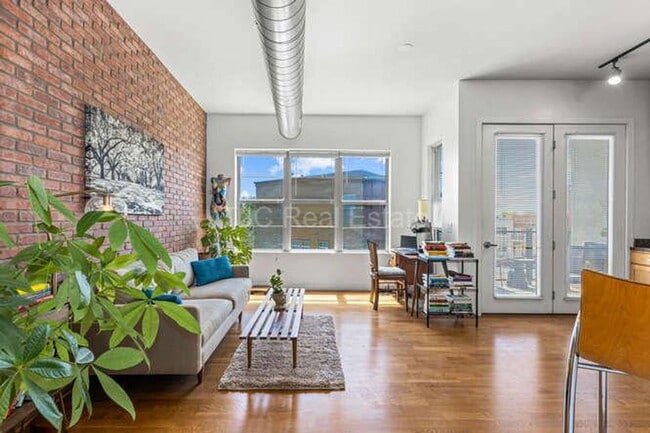 Building Photo - 7700 E 29th Ave Unit 310