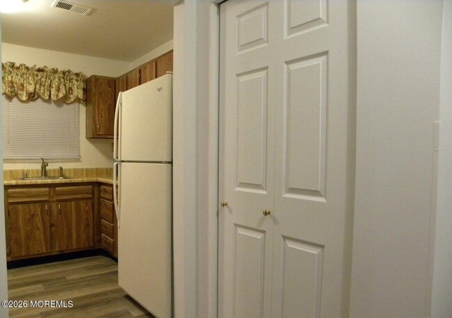 Photo - 10 Whitecap Way