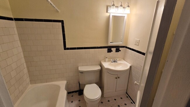 Photo - 6148 Parkway Dr