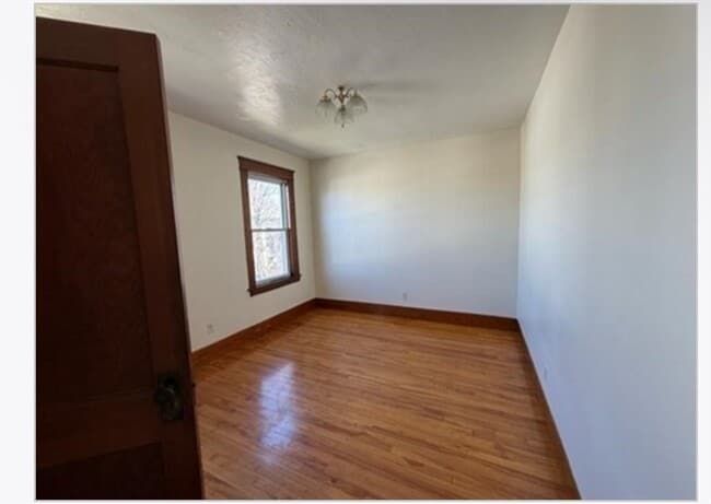 Building Photo - 49 Perry Ave Unit 2