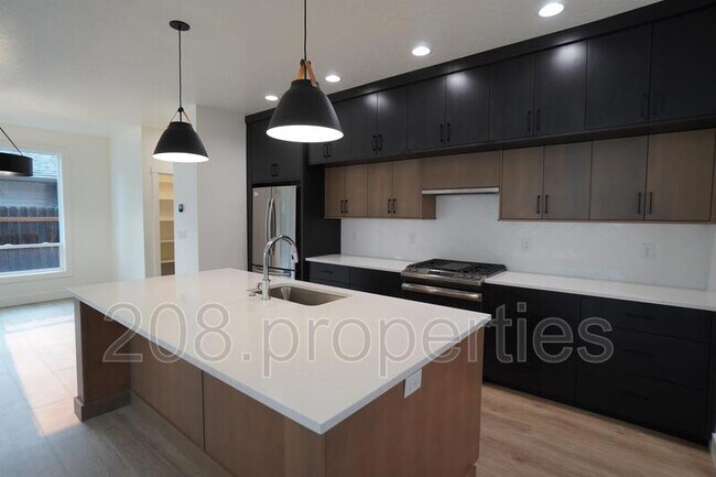 Photo - 4314 W Clark St Casa