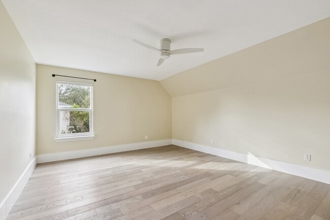 Photo - 1441 Place Vendome