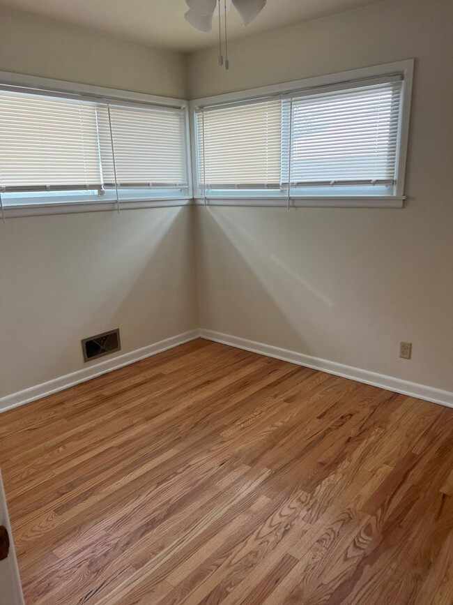 Photo - Amazing 3 Bedrooms with Rec Room Single Family in an Excellent Neighborhood!