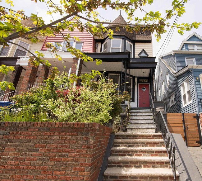 Photo - 159 Arlington Ave Casa