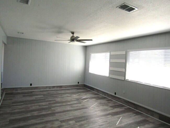 Photo - Cute 2 bedroom 2 bath home on corner lot